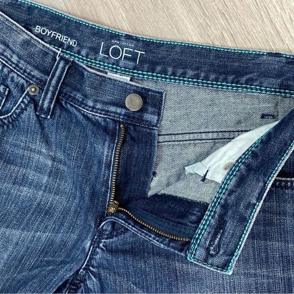 Ann Taylor Loft Boyfriend Jean Shorts Blue 0 Bermuda Distressed - Picture 5 of 8